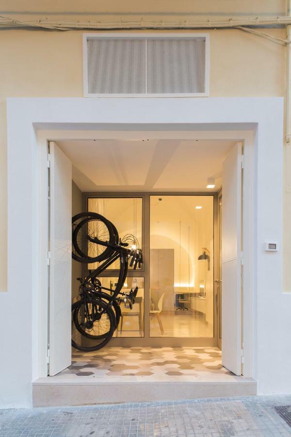 B22 - Comfy Beautiful Loft Apartment โมโนโปลี ภายนอก รูปภาพ