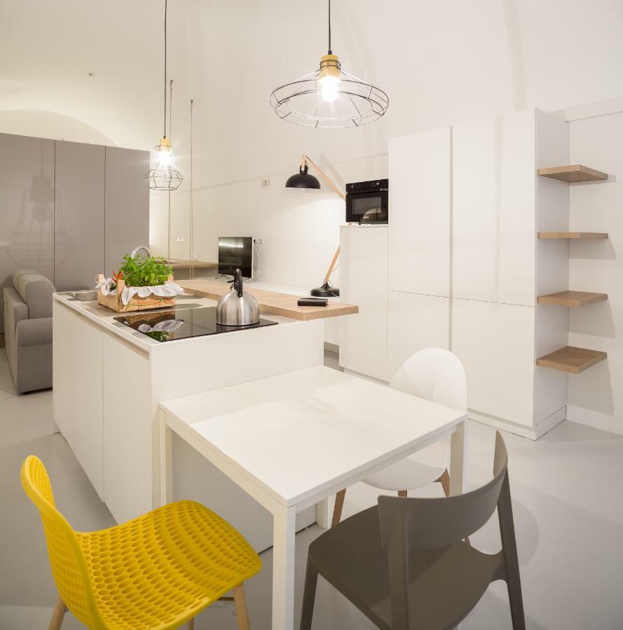 B22 - Comfy Beautiful Loft Apartment โมโนโปลี ภายนอก รูปภาพ