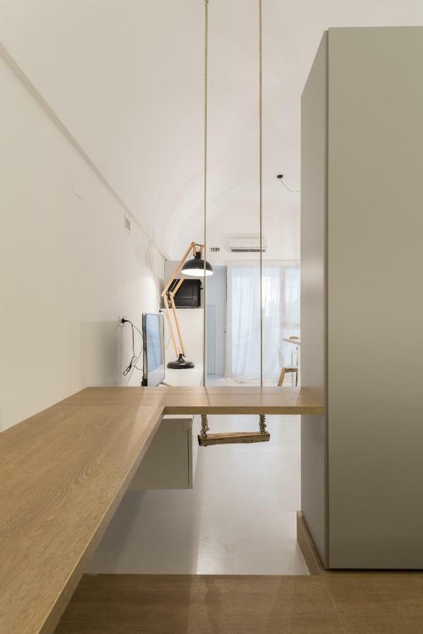 B22 - Comfy Beautiful Loft Apartment โมโนโปลี ภายนอก รูปภาพ